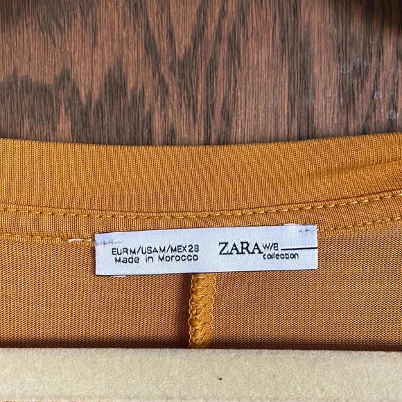Zara Mustard V Neck M‎ - Picture 3 of 3
